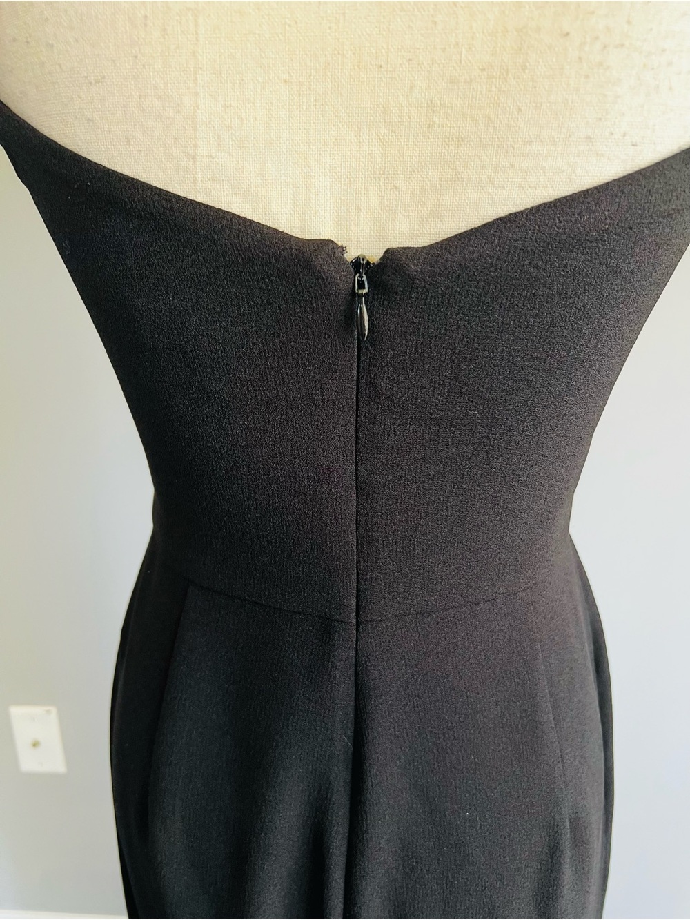 DRESS THE POPULATION Stevie Jumpsuit - Picture 5 of 10
